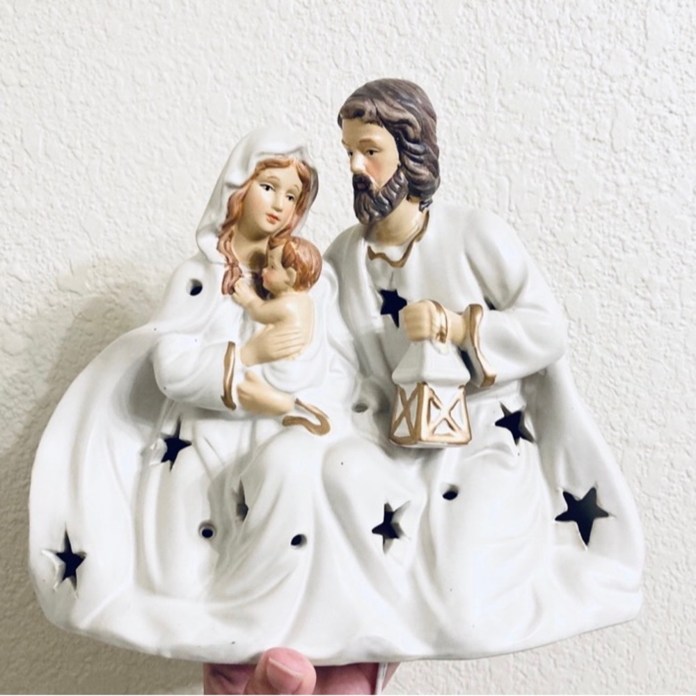 Elements Holy Family Nativity Ceramic Nightlight figurine Christmas 8”